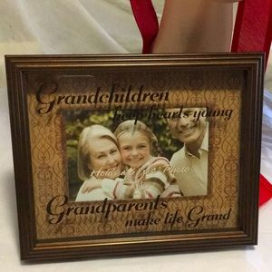 Grandchildren keep hearts young grandparents make life grand 6 x 4 photo frame